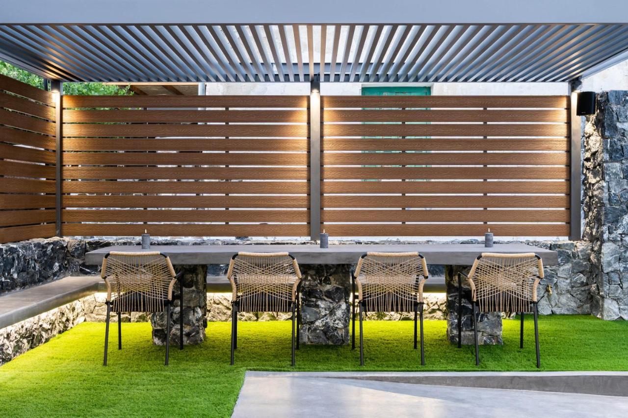 Nerea Boutique Suites Karystos Exteriör bild